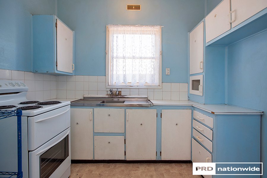 23 Parry Street TAMWORTH 6
