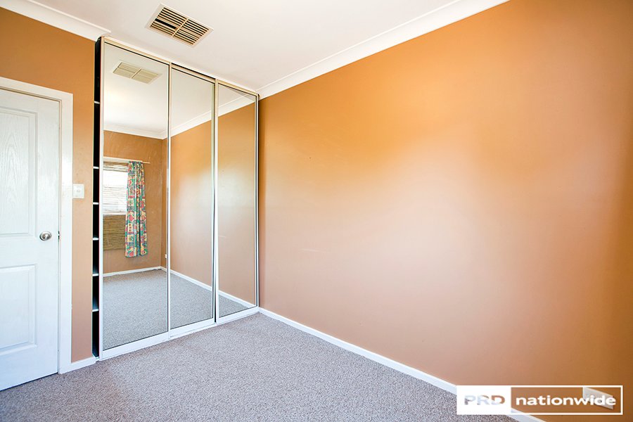 23 Parry Street TAMWORTH 11