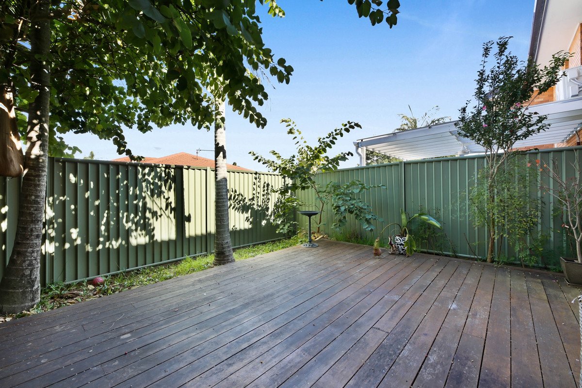 2/3 Pontoon Place Varsity Lakes 13