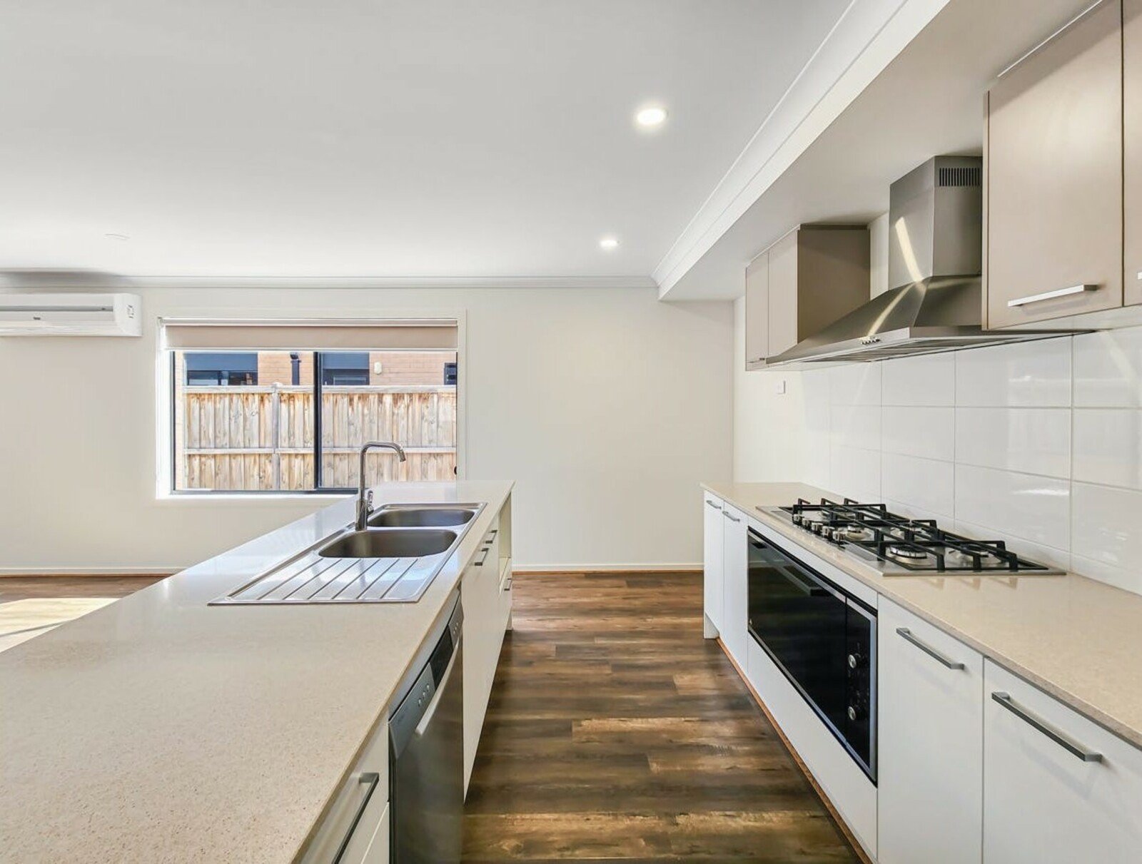 Gallery: 23 Precinct Road