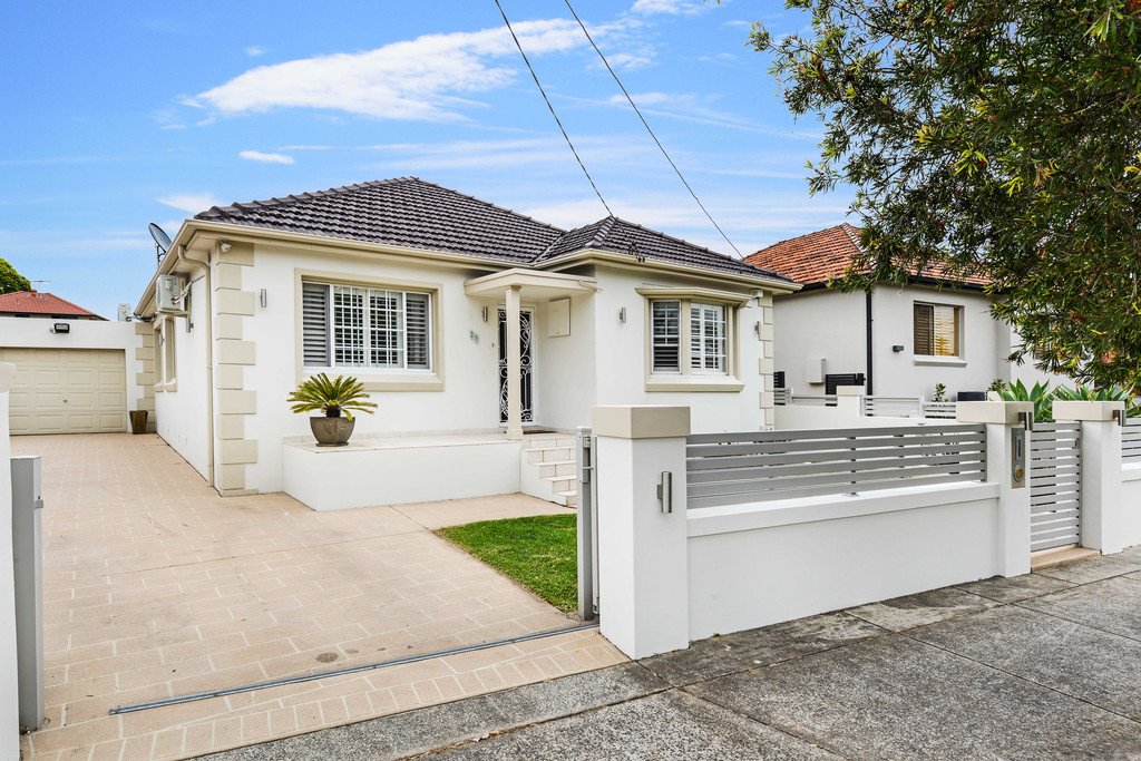 23 Proctor Avenue KINGSGROVE 1