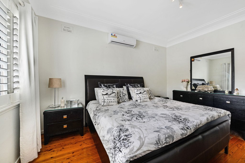 23 Proctor Avenue KINGSGROVE 6