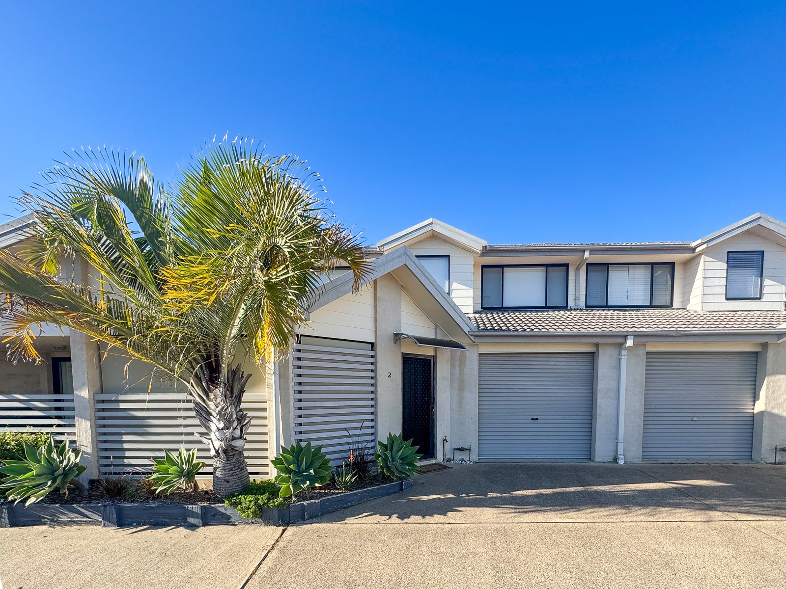 2/3 Purser Street SALAMANDER BAY 2