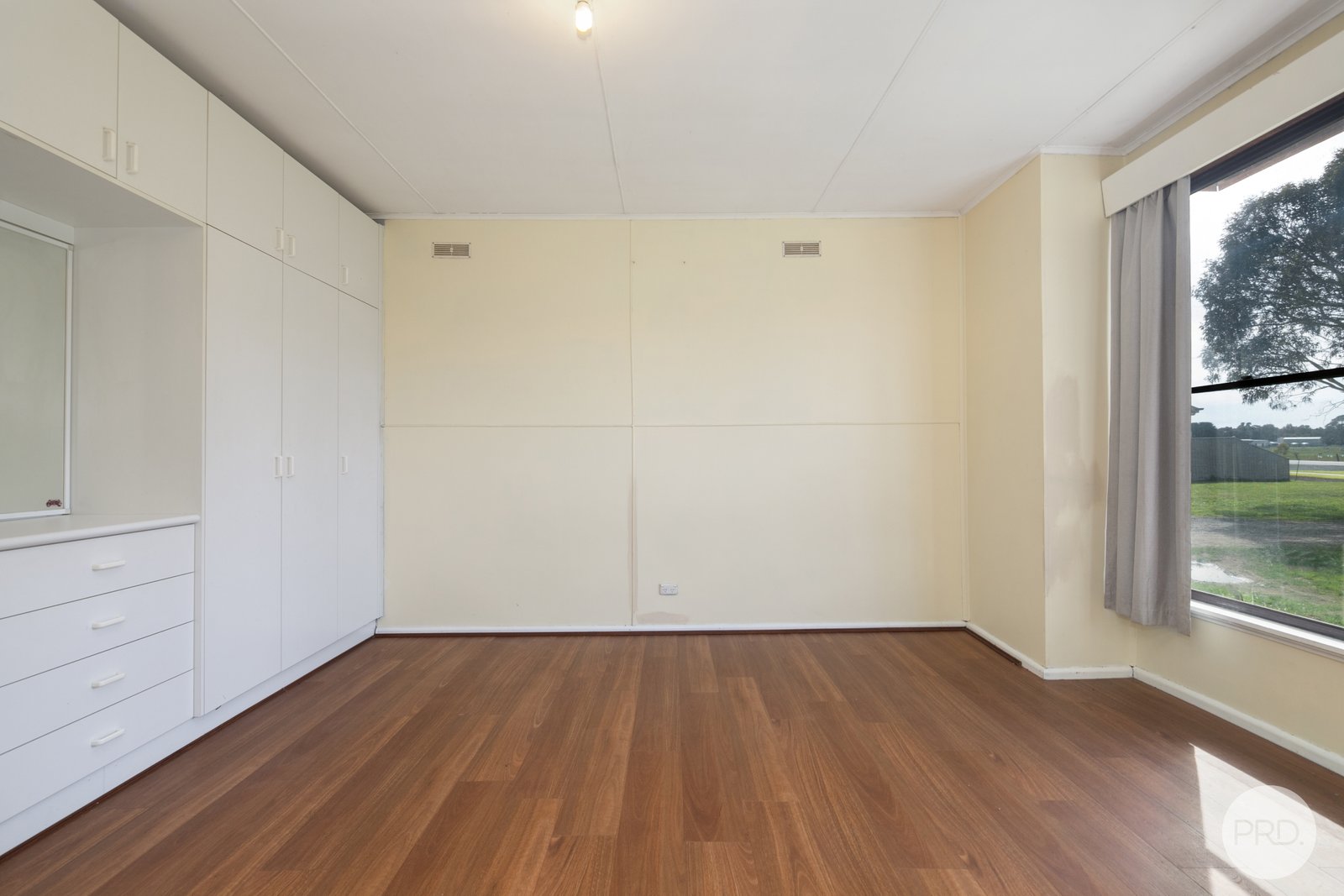 23 Raglan Street MINERS REST 7