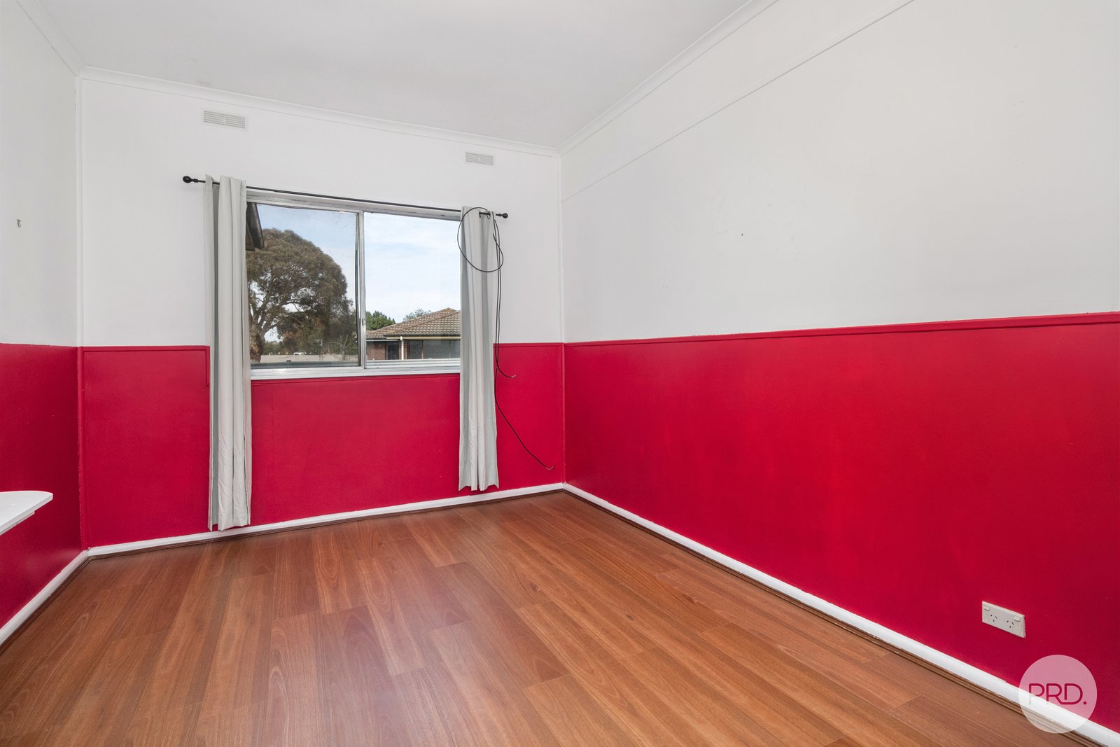 23 Raglan Street MINERS REST 8