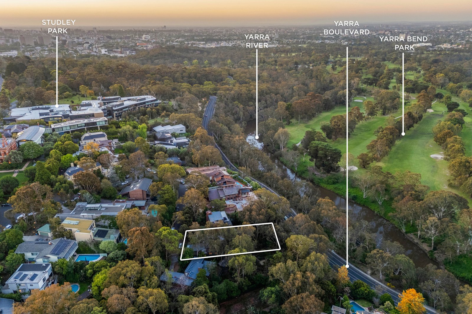 23 Raheen Drive, Kew, 3101