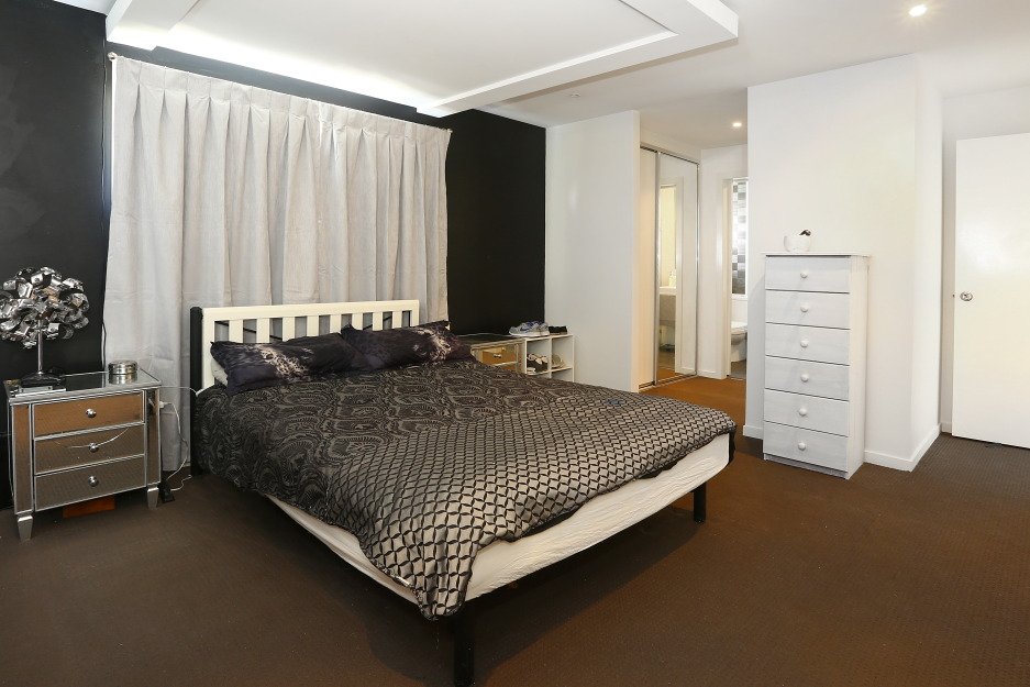 23 Rangeview Court BURLEIGH WATERS 14