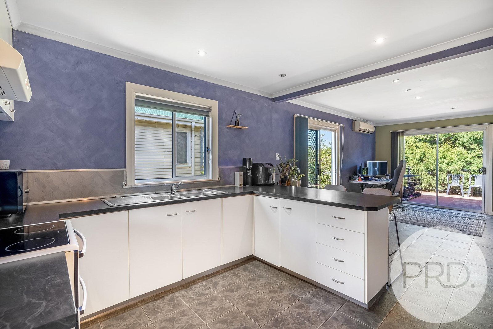 23 Renfrew Circle GOODWOOD 12