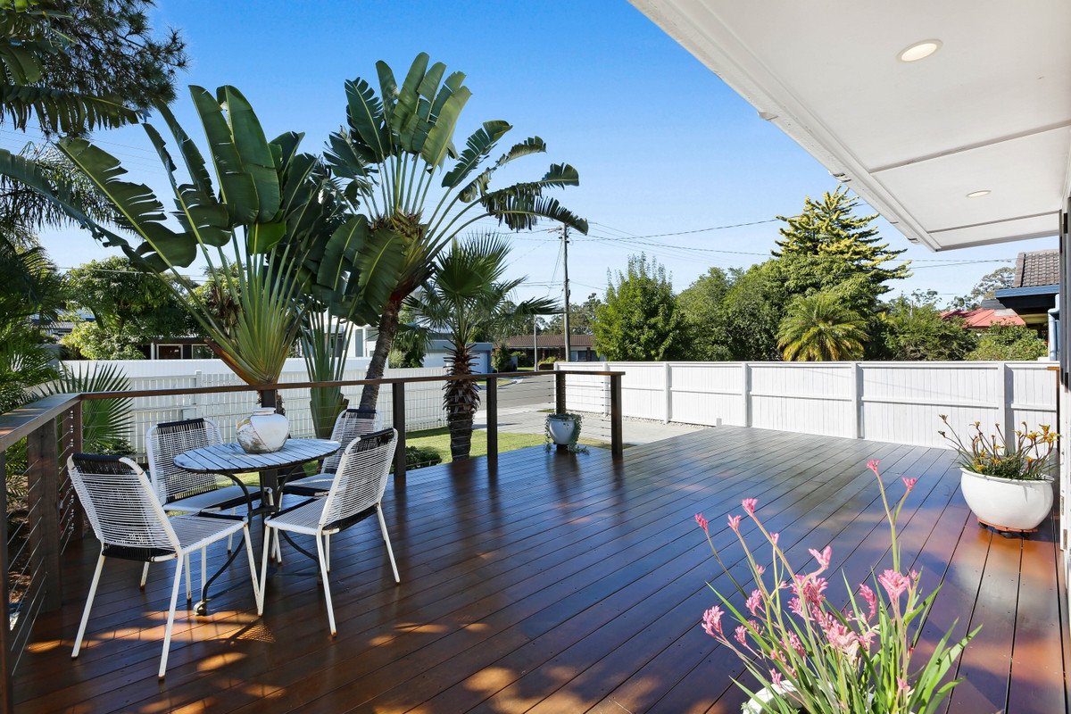 23 Riverside Drive Currumbin Waters 2