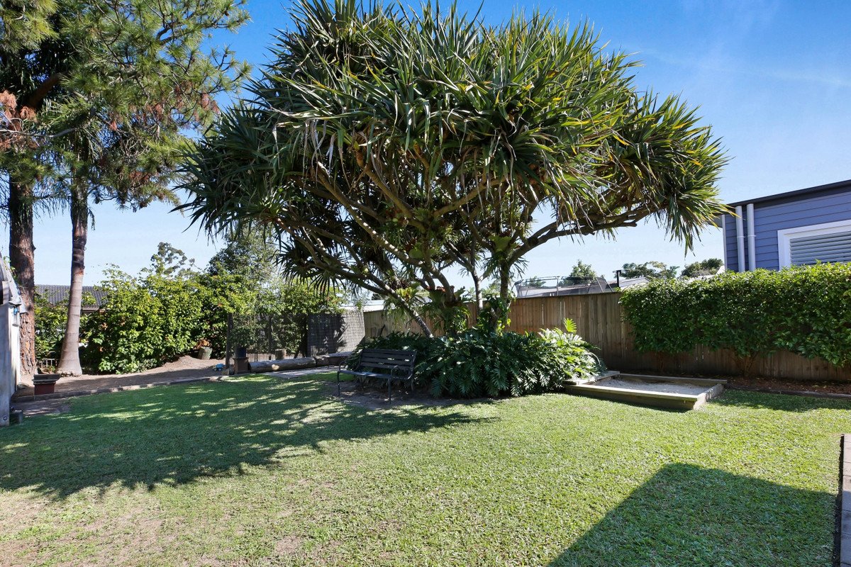 23 Riverside Drive Currumbin Waters 8