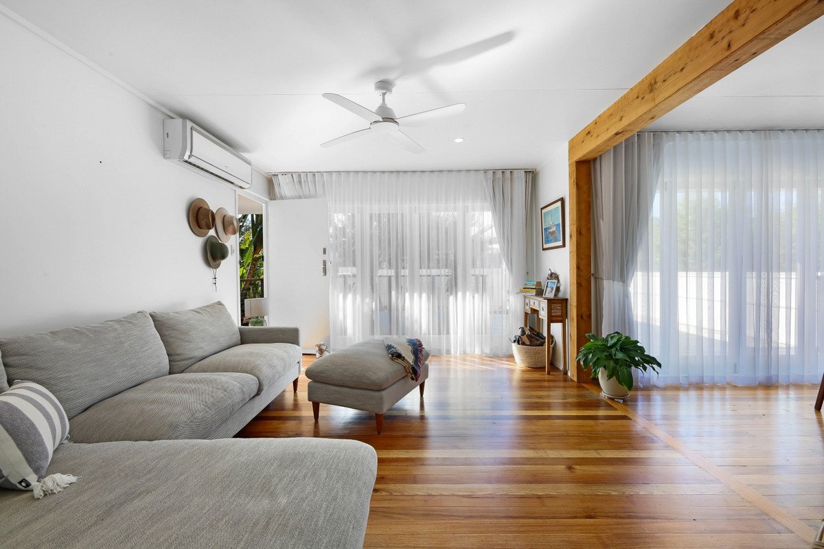 23 Riverside Drive Currumbin Waters 10