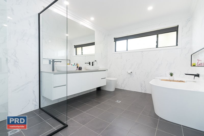 23 Rosebery Street TARAGO 7