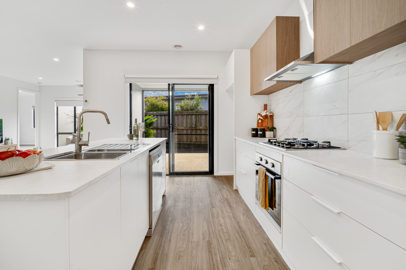 Gallery: 2/3 Rosney Court