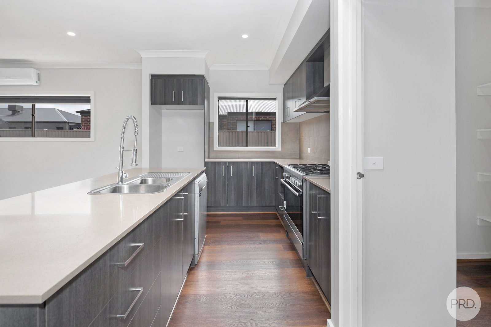 23 Royal York Road WINTER VALLEY 4