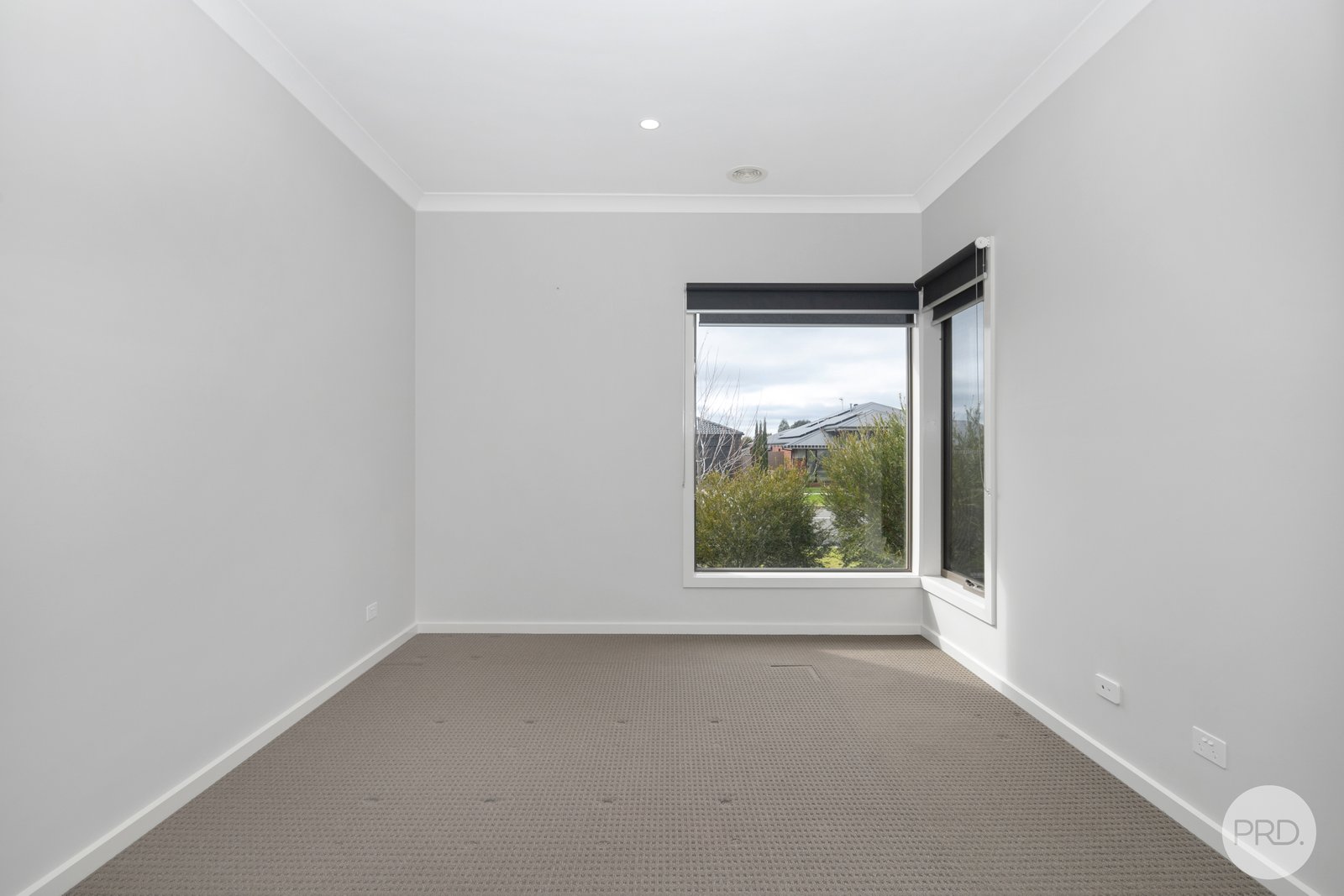 23 Royal York Road WINTER VALLEY 5
