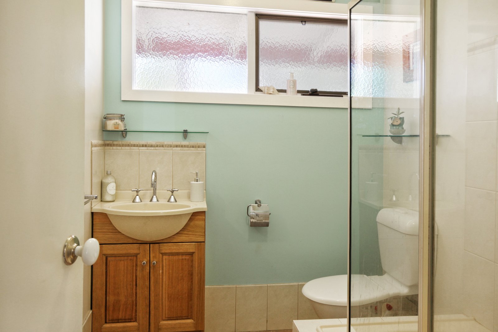 Real Estate and Property in 23 Russell Avenue, Woodend, VIC