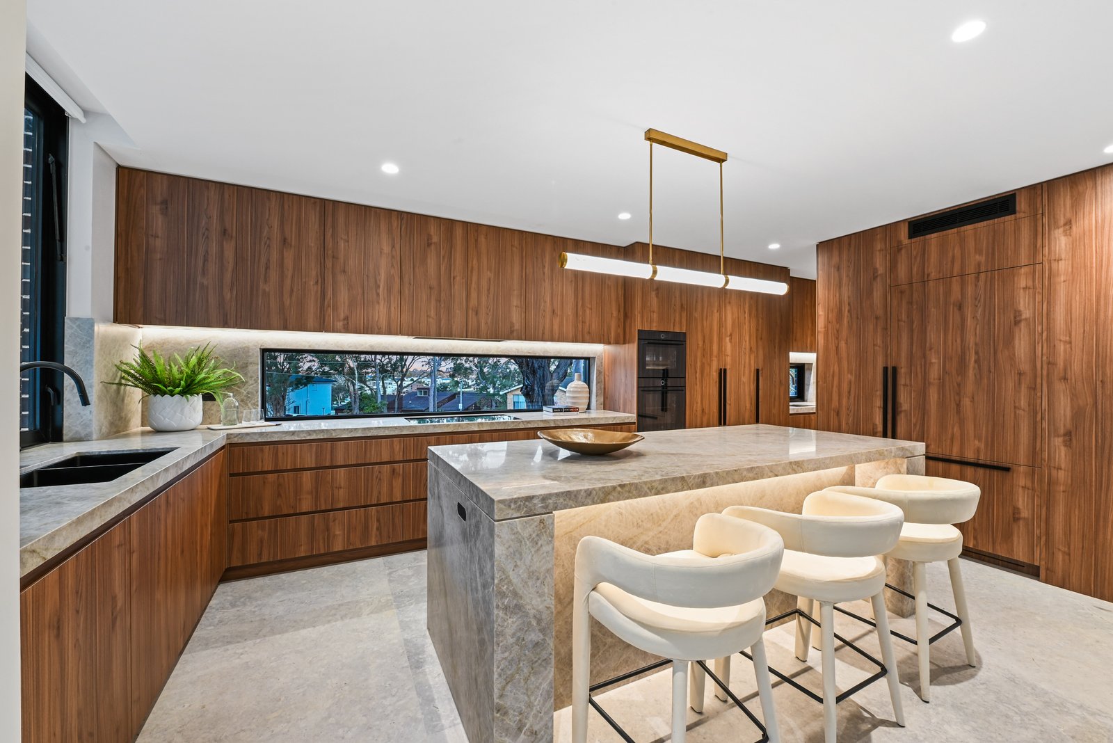 23 Russell Street OATLEY 8