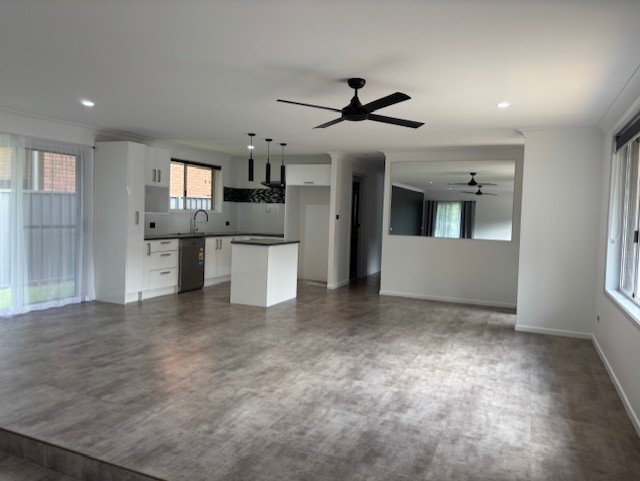 23 Sandra Close COFFS HARBOUR 11