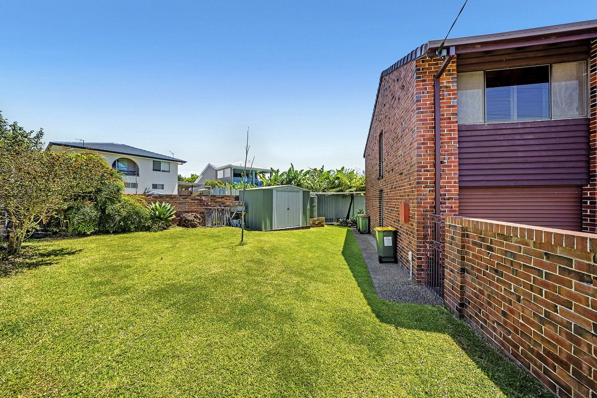 23 Seaview Parade Elanora 15
