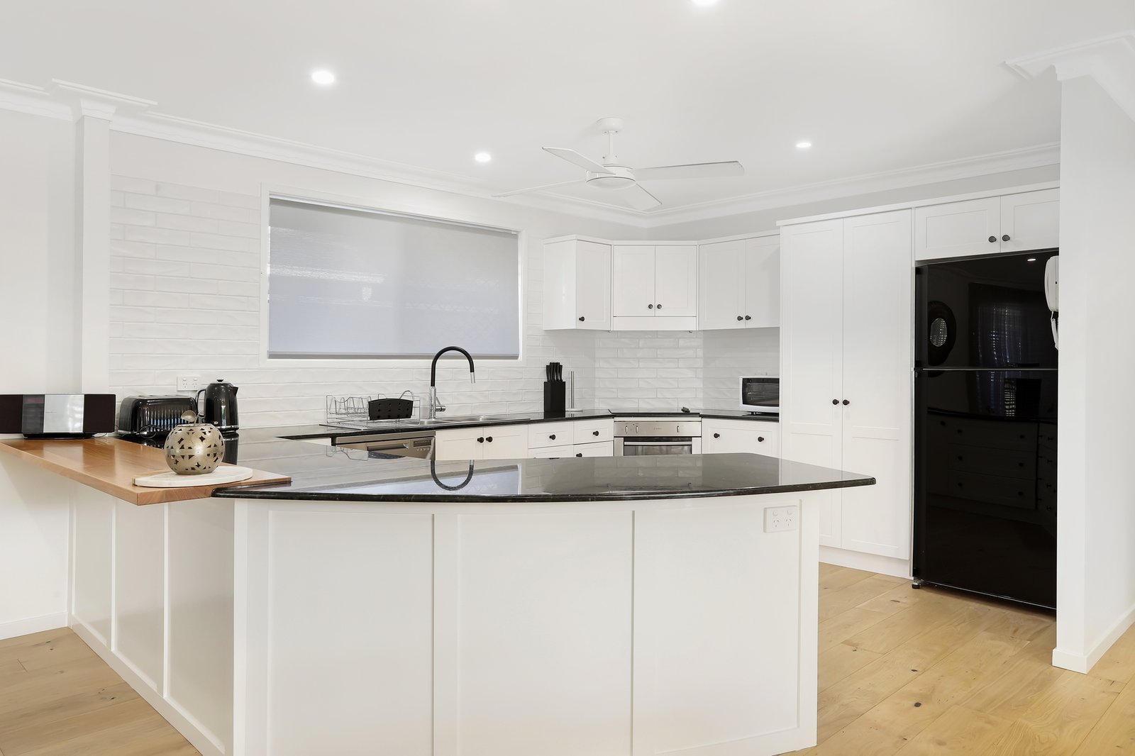 23 Second Avenue PALM BEACH 6