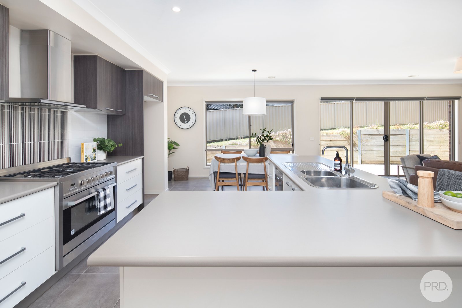 23 Shakespeare Avenue MOUNT HELEN 6