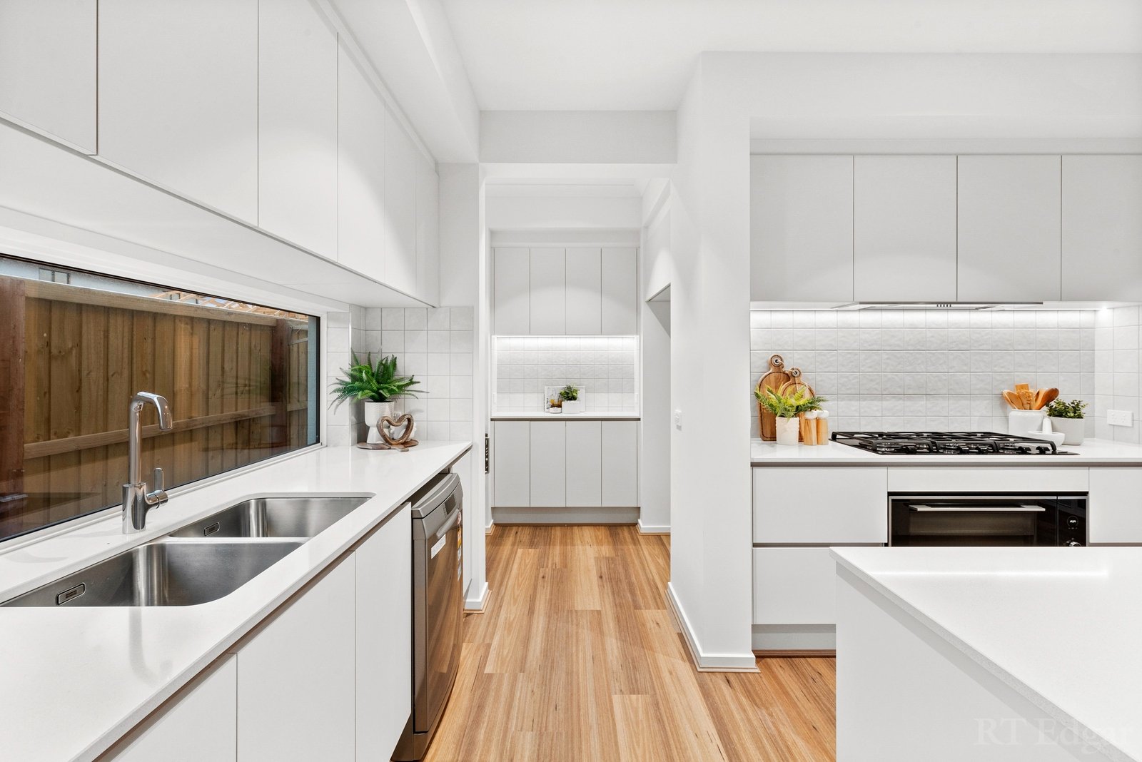 Real Estate and Property in 23 Shearwater Grove, Point Lonsdale, VIC