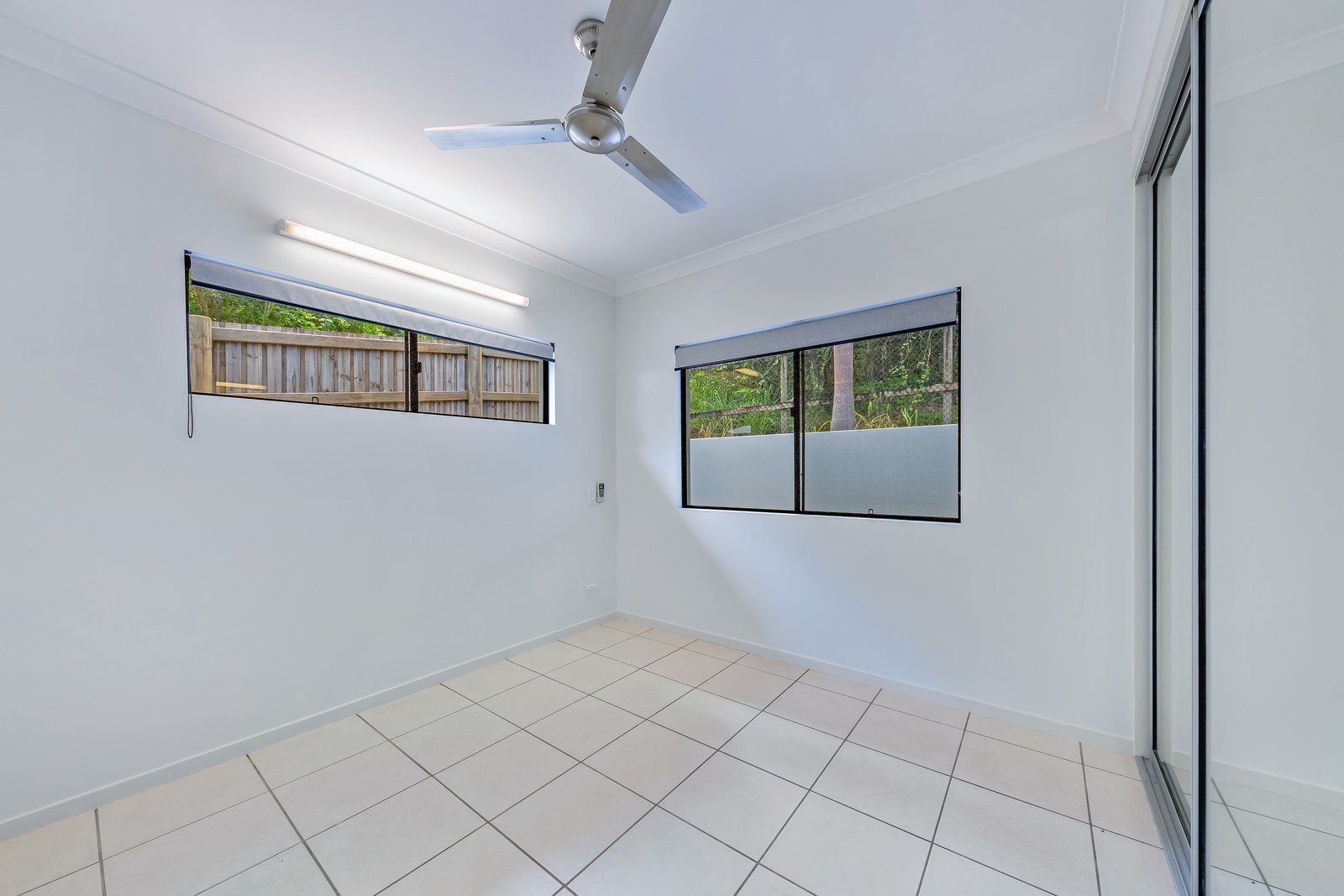 2/3 Shelter Court JUBILEE POCKET 9