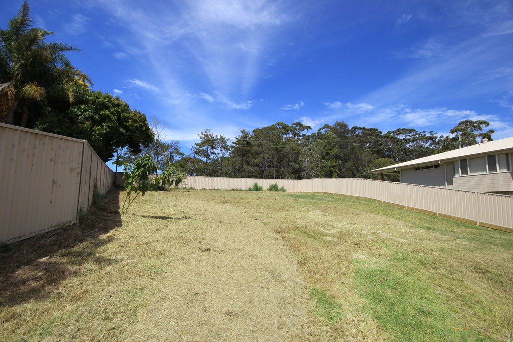 23 St Lucia Place BONNY HILLS 5