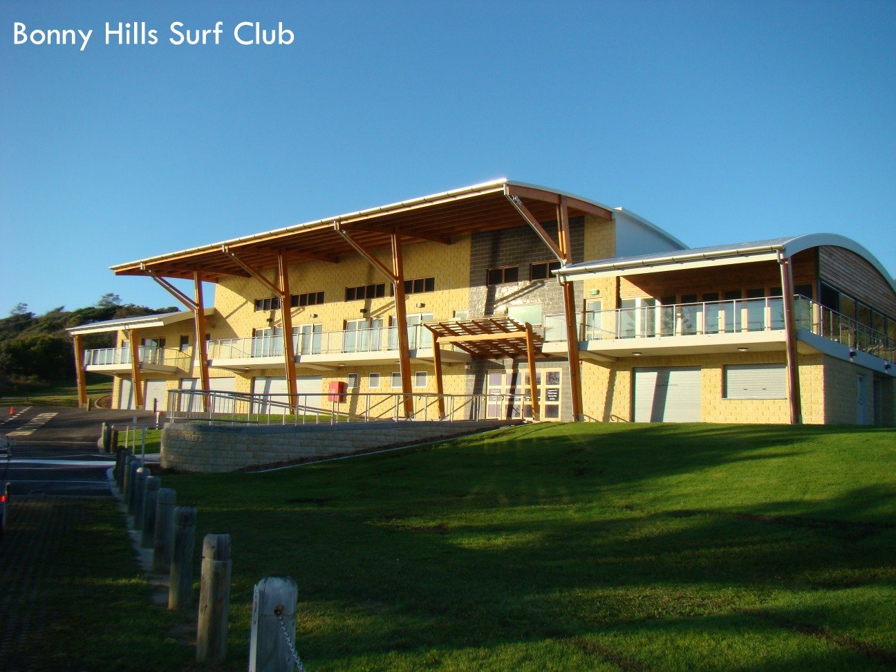 23 St Lucia Place BONNY HILLS 10