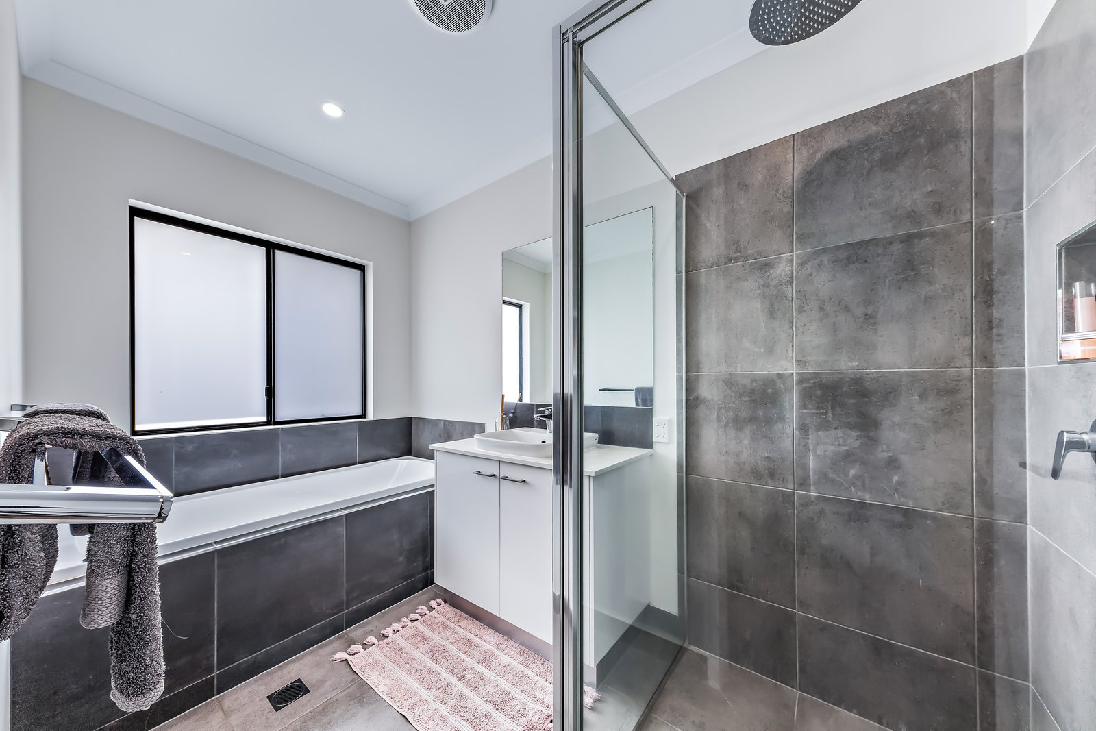 23 Stanley Drive CANNON VALLEY 13