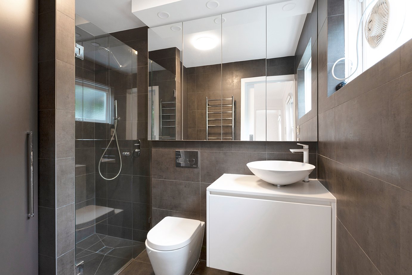 Real Estate and Property in 2/3 Steele Street, Malvern East, VIC