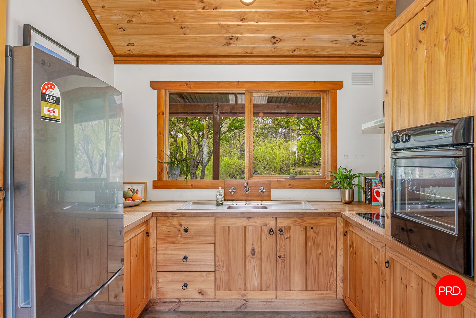 23 Strawhorn Court KYNETON 8