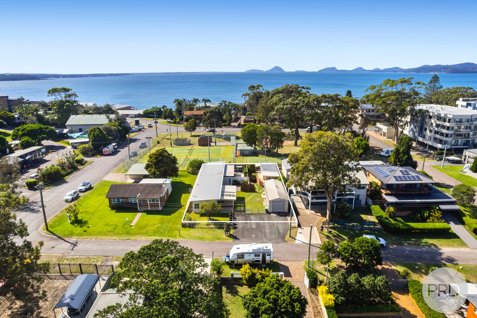 2/3 Sunset Boulevard SOLDIERS POINT 14