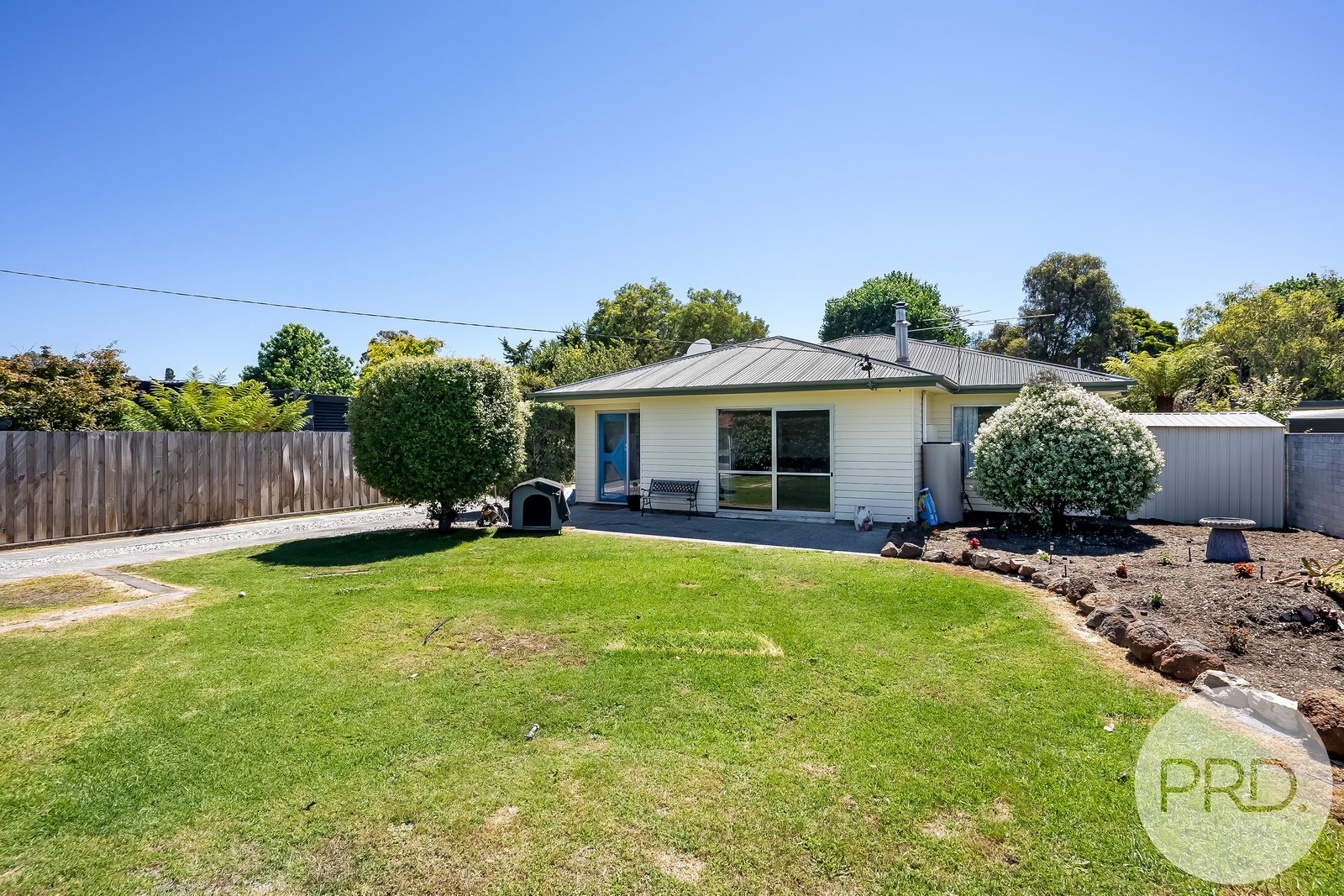 23 Sunways Avenue SEVEN MILE BEACH 1