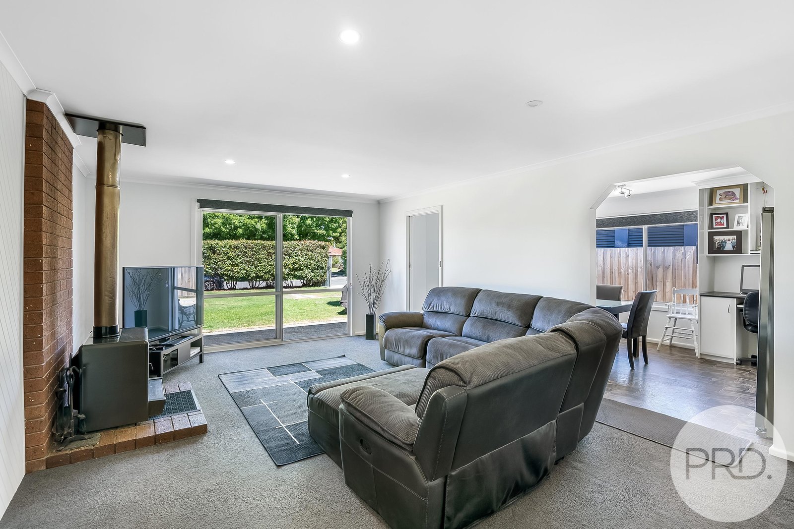 23 Sunways Avenue SEVEN MILE BEACH 4