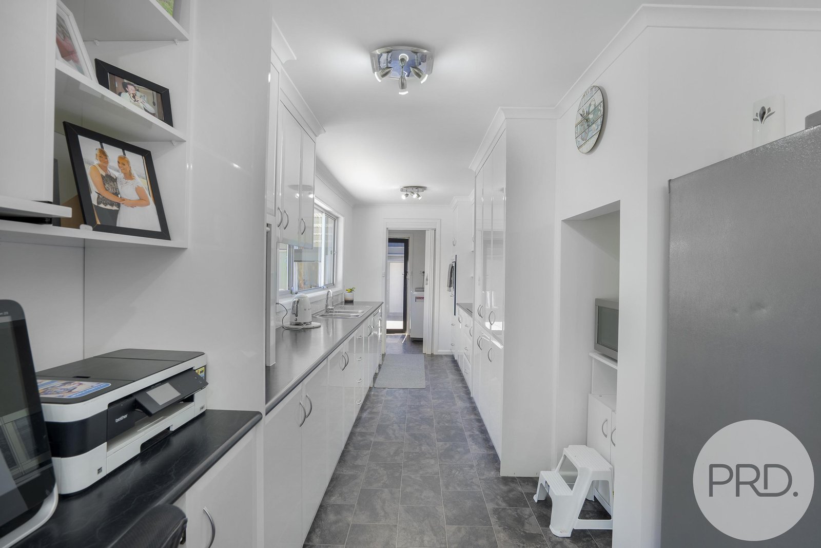 23 Sunways Avenue SEVEN MILE BEACH 7