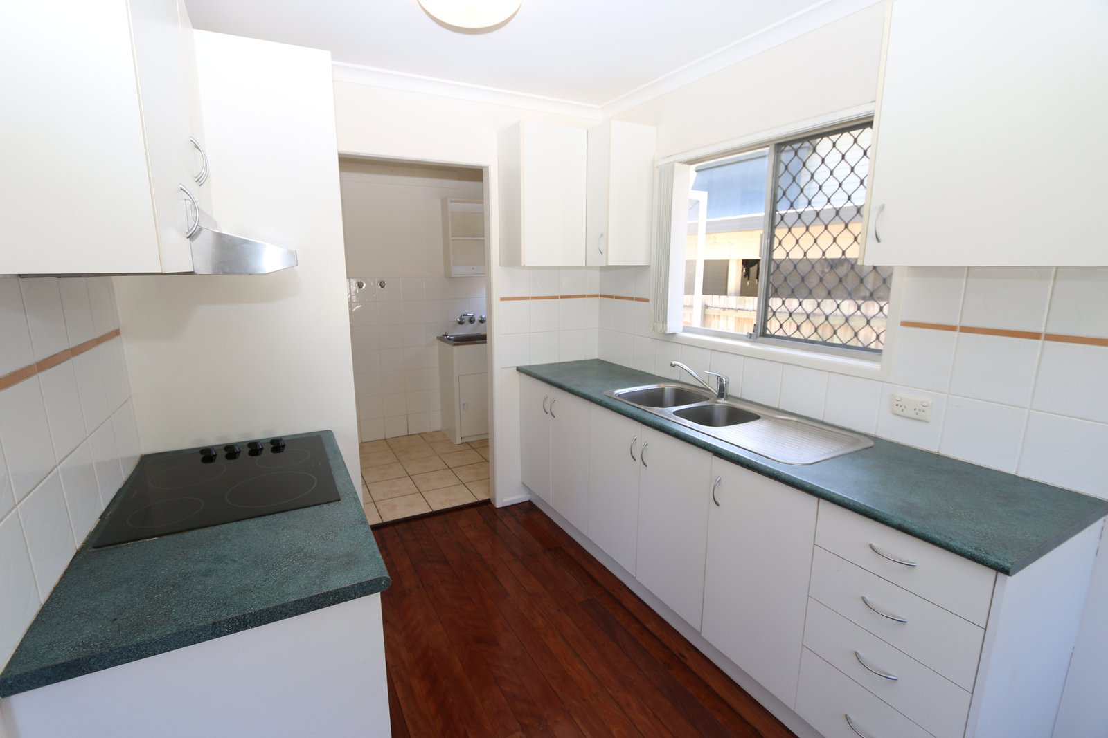 23 Susanne Street SOUTHPORT 5