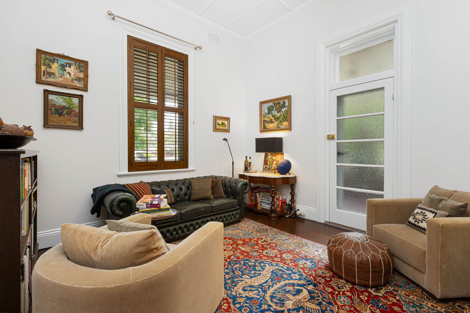 23 The Avenue LORN 10