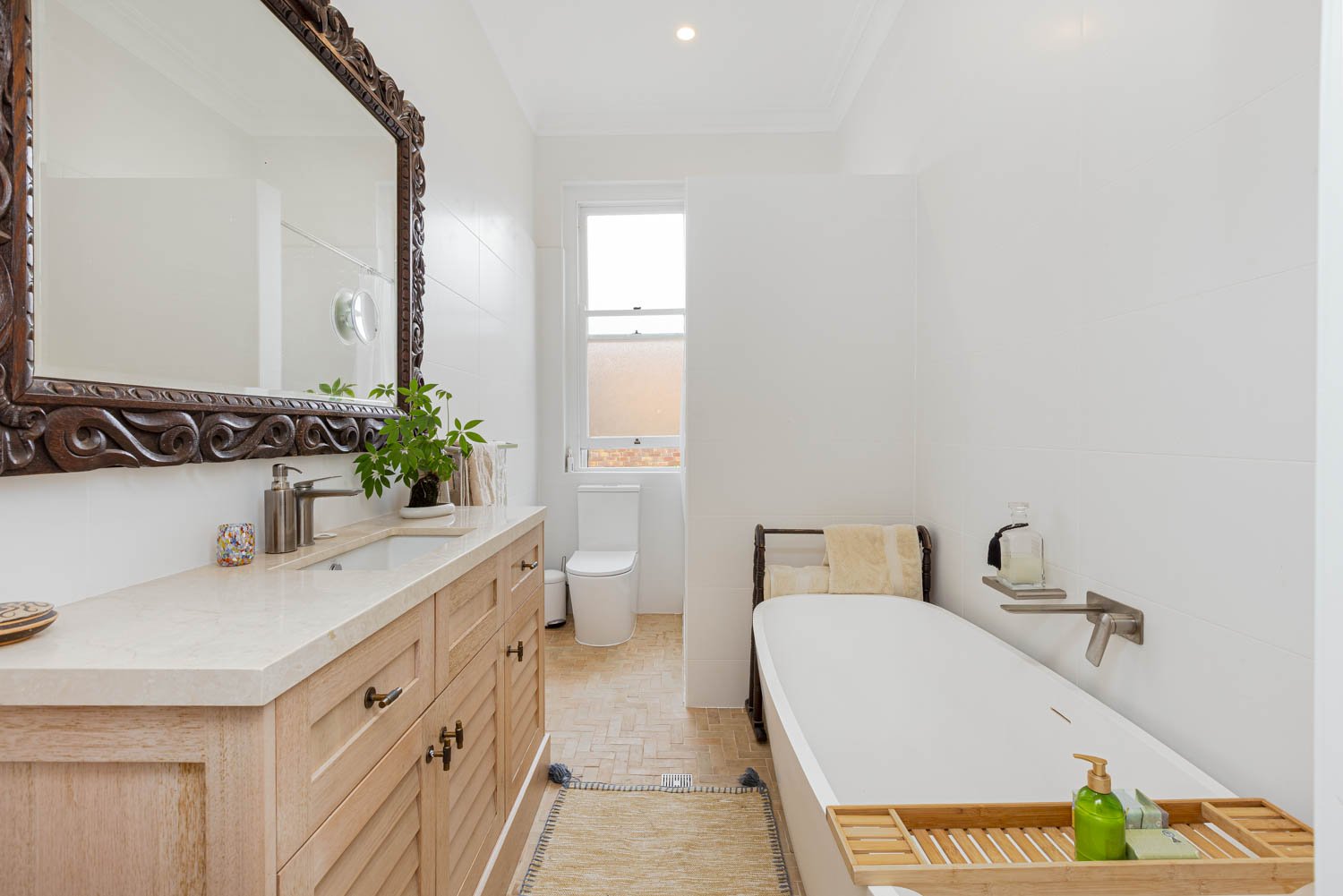 23 The Avenue LORN 14