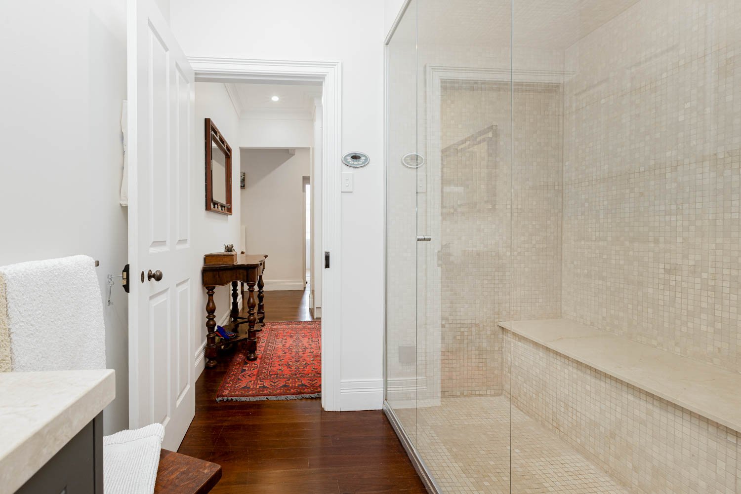 23 The Avenue LORN 16