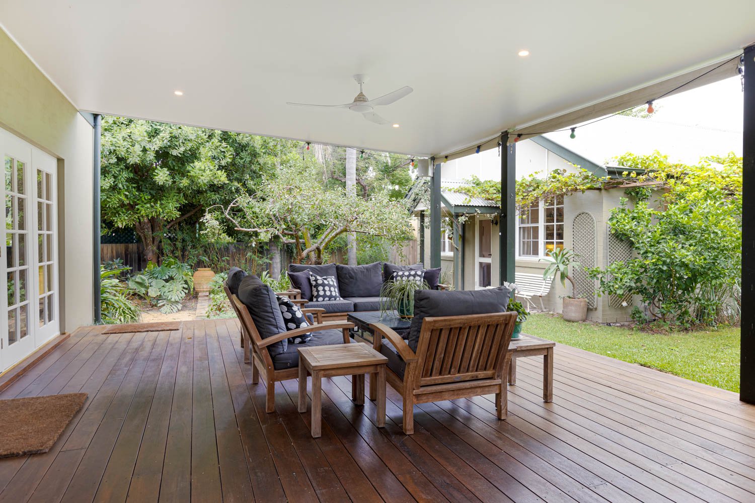 23 The Avenue LORN 25