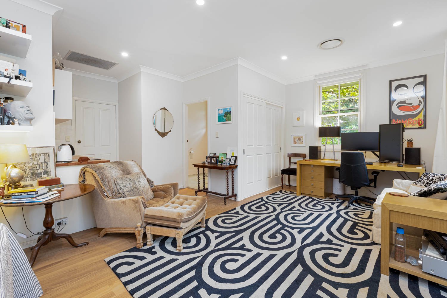 23 The Avenue LORN 30