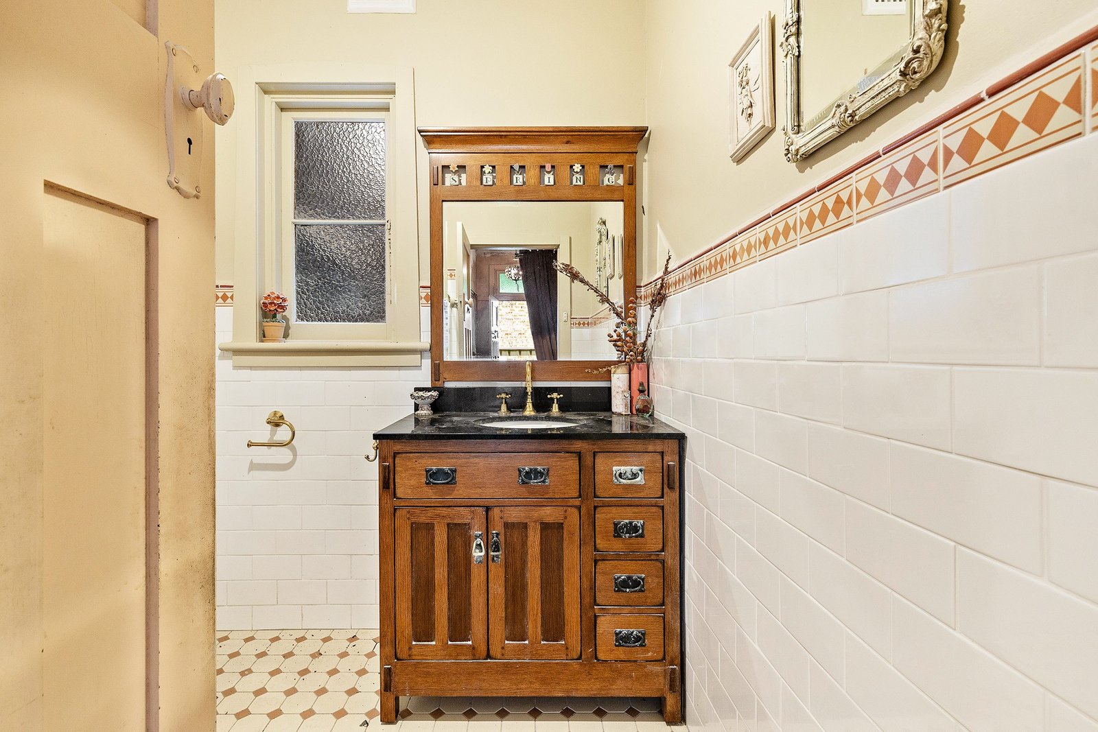 23 The Boulevarde  SANS SOUCI 3