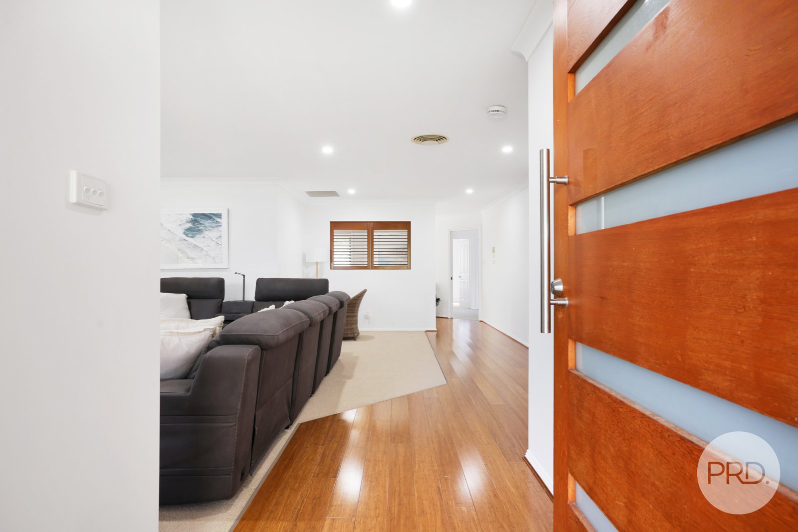 23 The Grange TAMWORTH 4