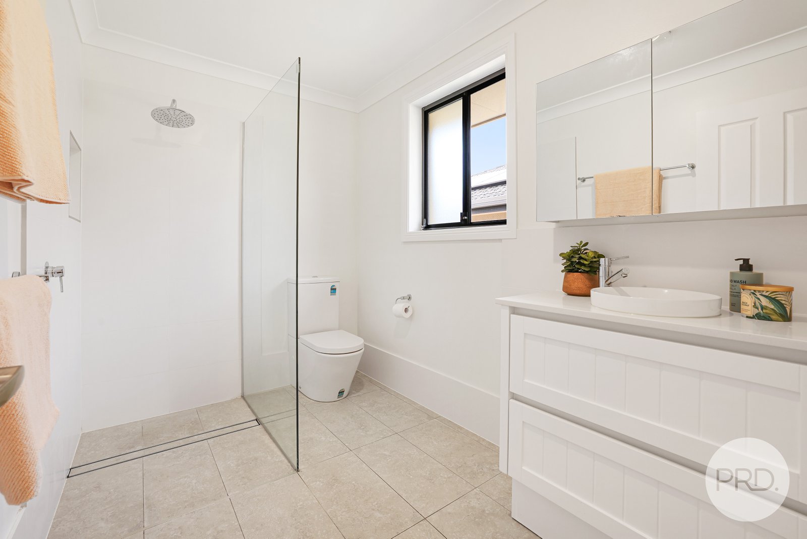 23 The Grange TAMWORTH 15