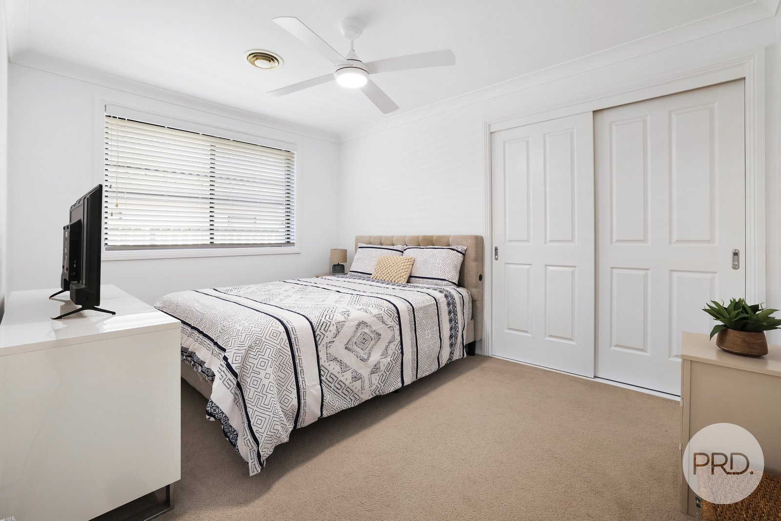 23 The Grange TAMWORTH 18