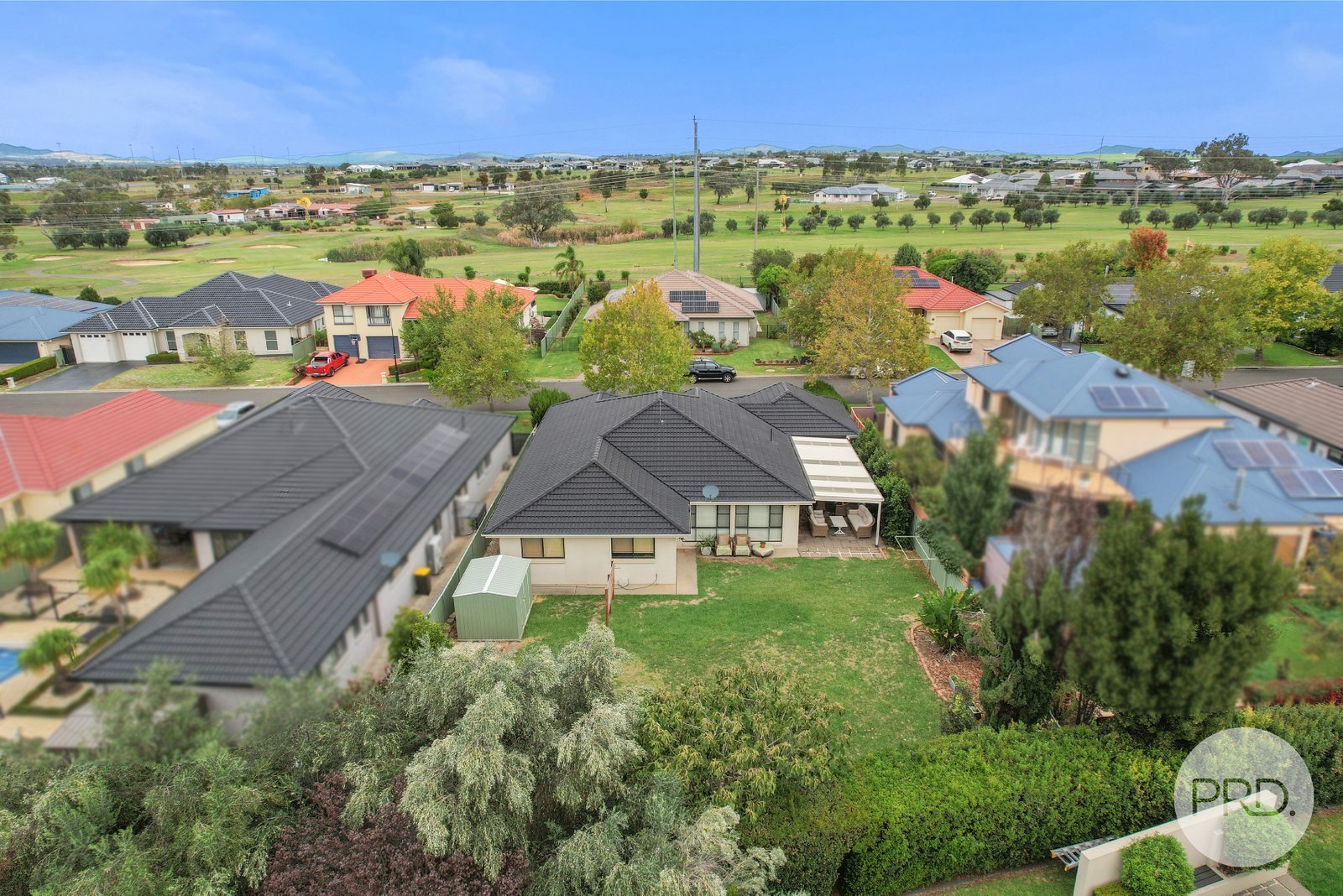 23 The Grange TAMWORTH 25