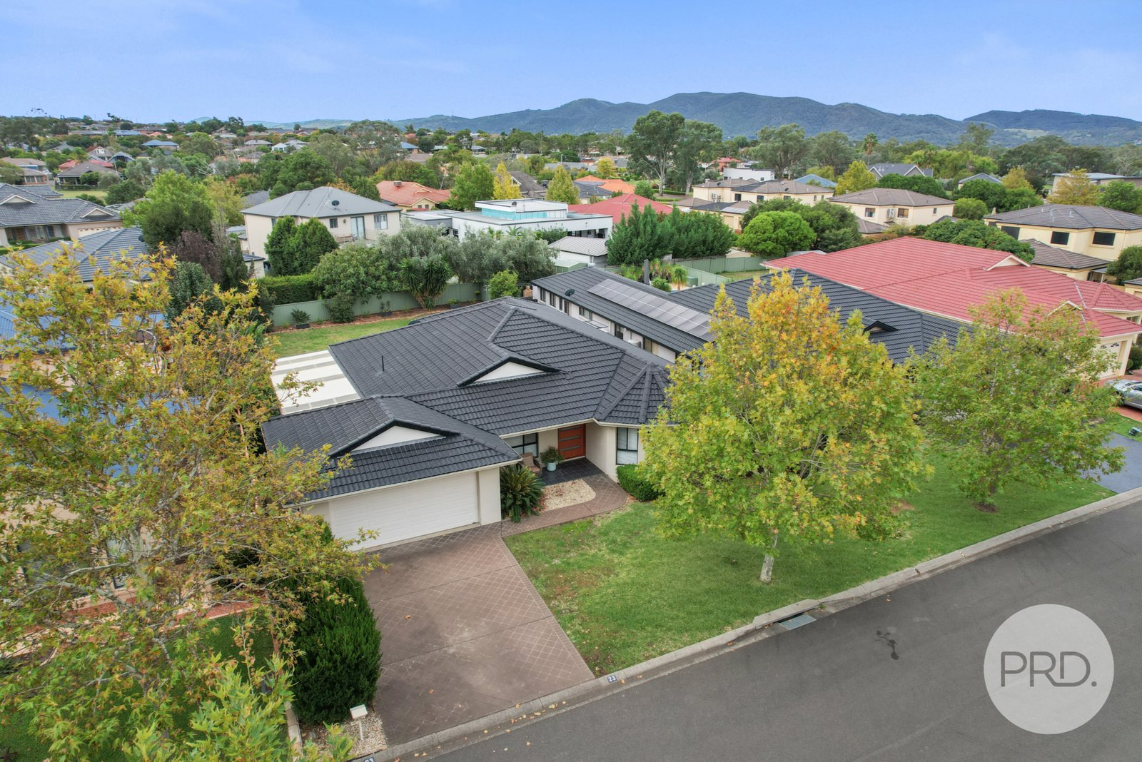 23 The Grange TAMWORTH 26