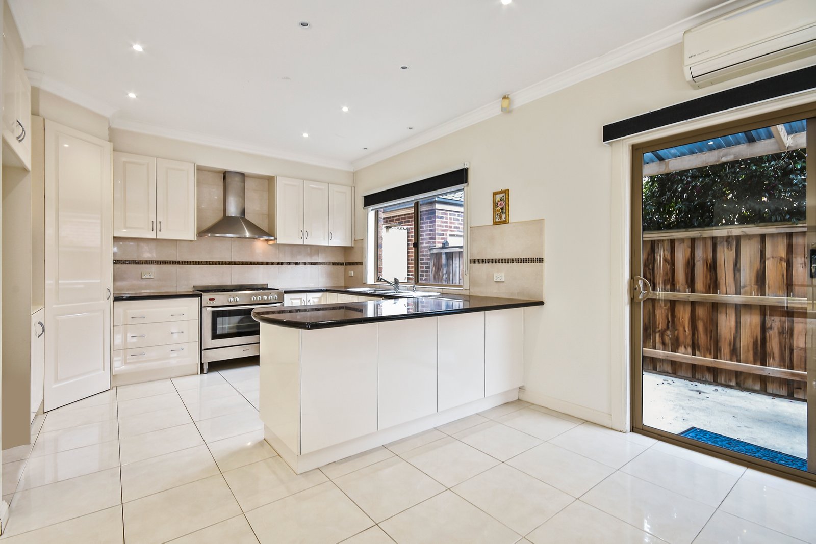 Gallery: 23 The Strand
