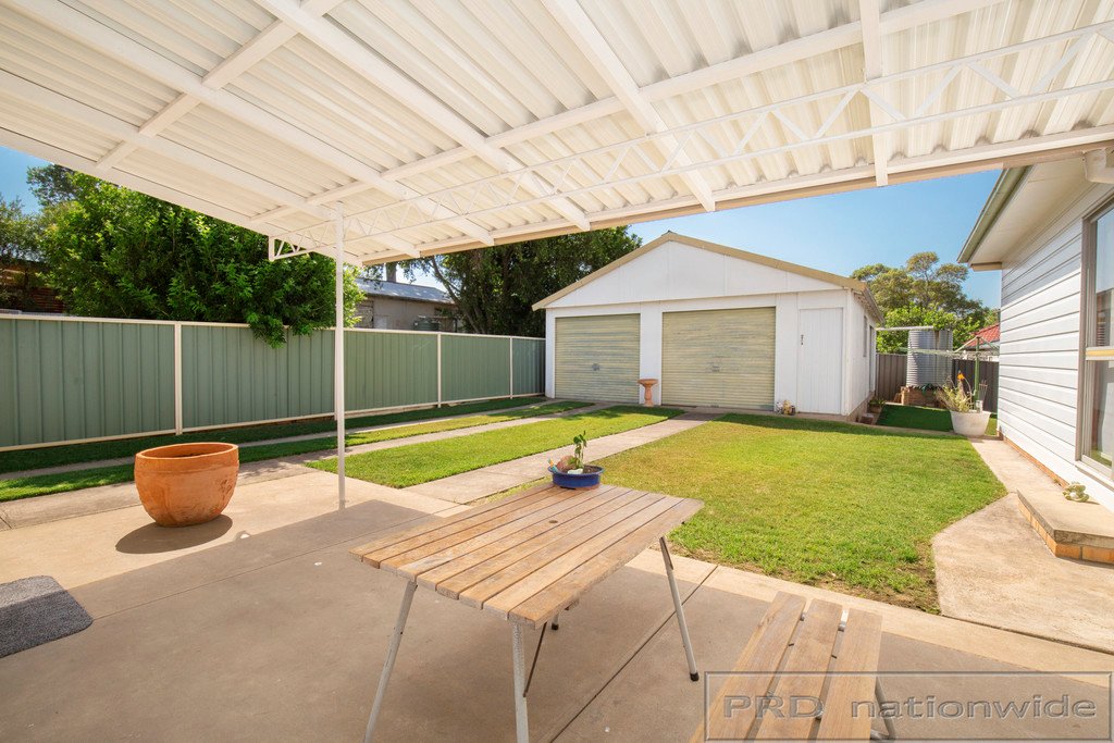 23 Thompson Street EAST MAITLAND 3